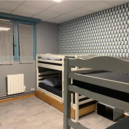 Centre De Caplandes 酒店 *