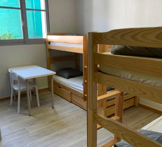 Centre De Caplandes Hotel